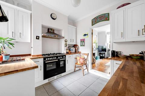 1 bedroom flat for sale, Windermere Road, Ealing, London, W5 4TD