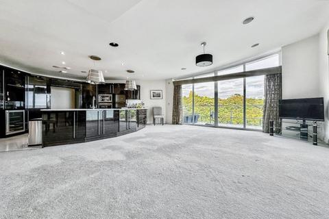 3 bedroom penthouse for sale, Studland Road, Bournemouth, Dorset, BH4