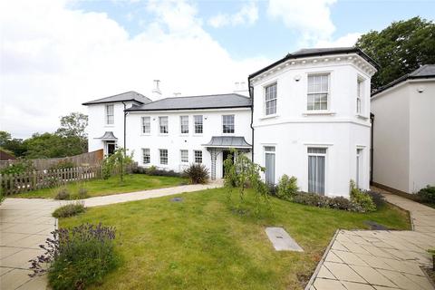 2 bedroom apartment to rent, Gayfere Place, London, SE25