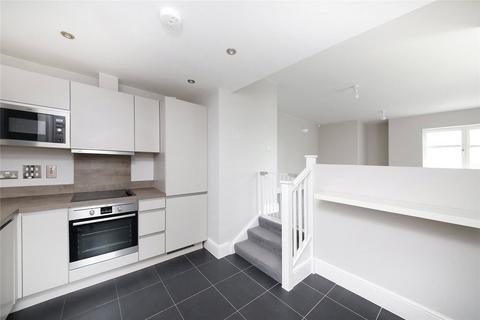 2 bedroom apartment to rent, Gayfere Place, London, SE25