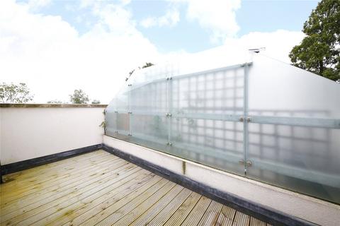 2 bedroom apartment to rent, Gayfere Place, London, SE25