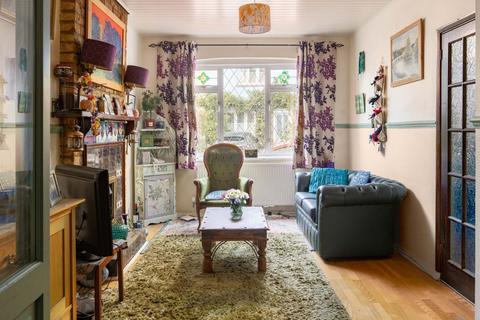 undefined, Colne Road, off Twickenham Green
