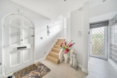 undefined, Colburn Avenue, Pinner