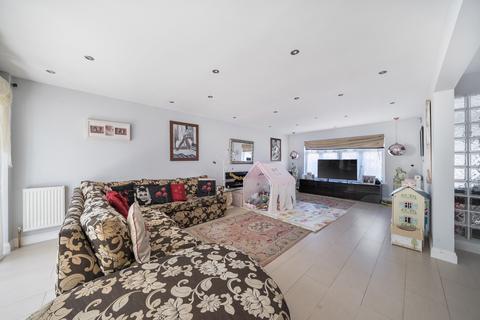 3 bedroom detached house for sale, Colburn Avenue, Pinner