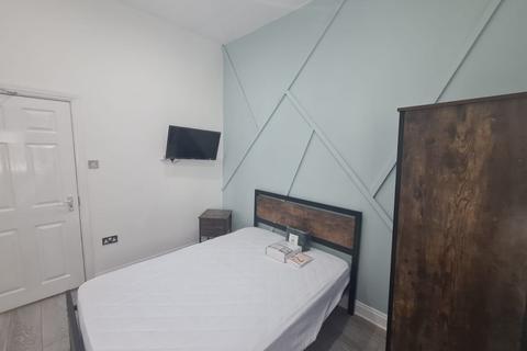 undefined, Croxteth Road, Liverpool L8