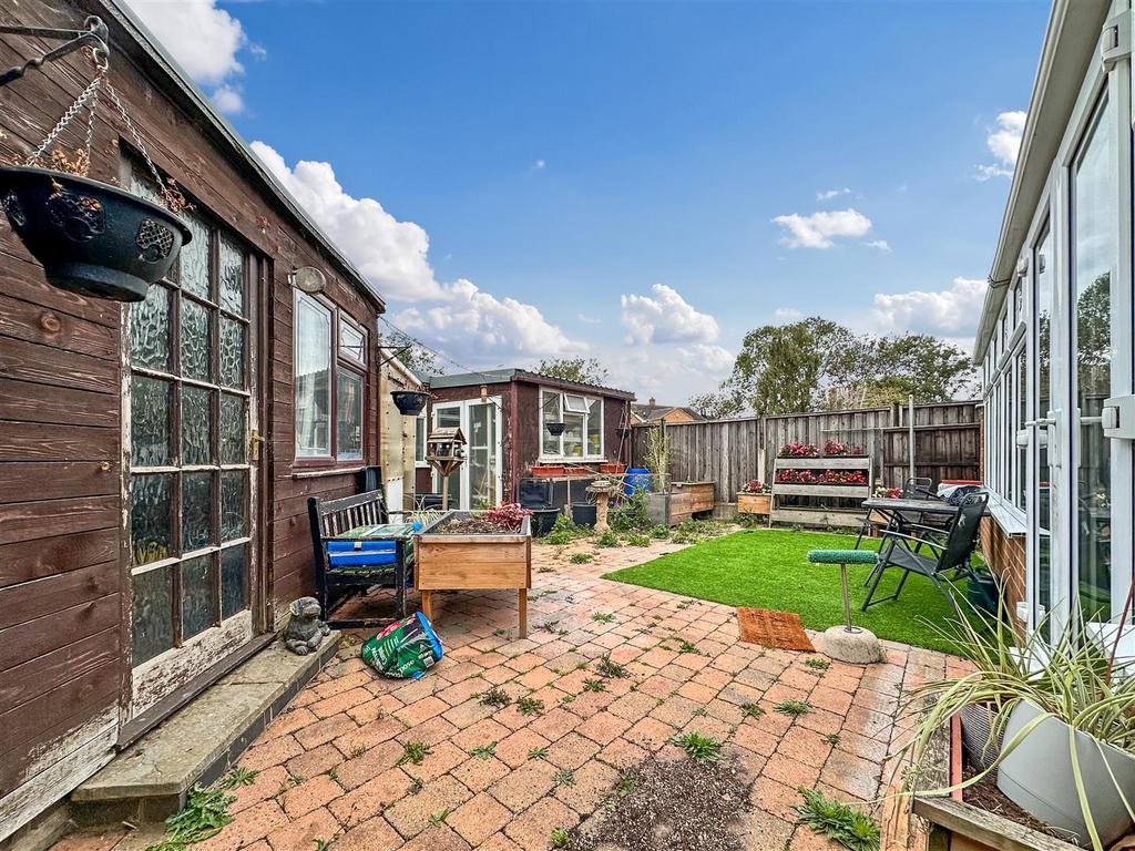 Rear Garden 845