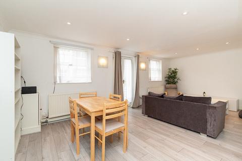 3 bedroom maisonette to rent, Brook Mews North, London W2