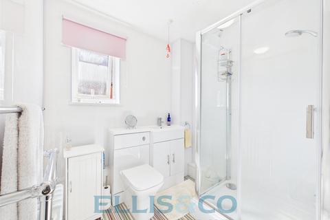 1 bedroom apartment for sale, Lyons Crescent, Tonbridge, Kent, TN9