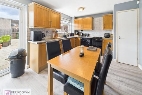 3 bedroom terraced house for sale, Helmswood Drive, Chelmsley Wood, Birmingham, B37