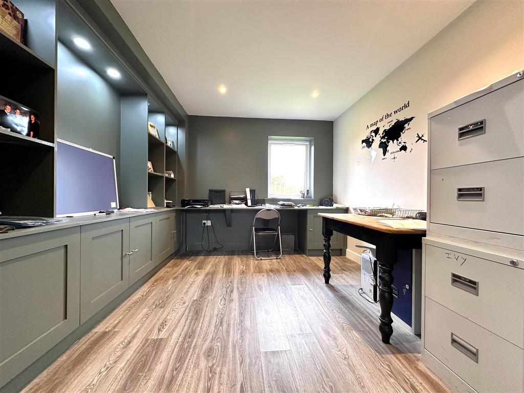 Large Fitted Study 228