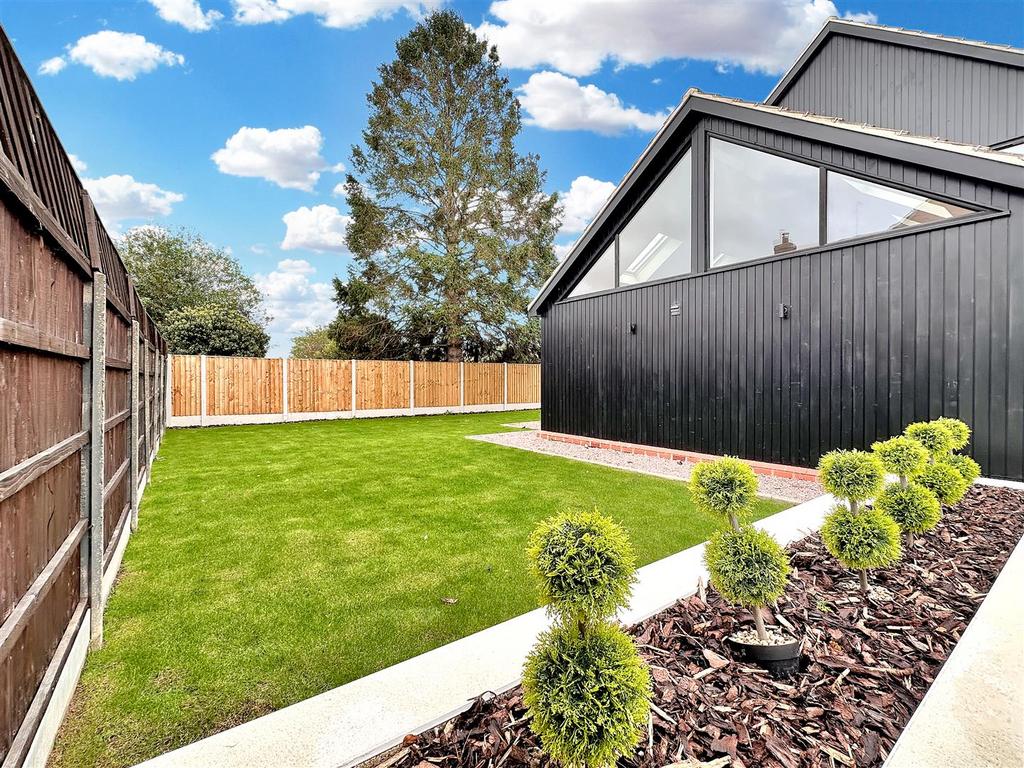 Garden 311