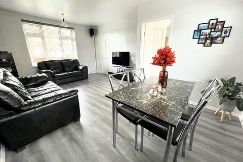 3 bedroom terraced house for sale, Broadhead Walk, Whitefield, M45
