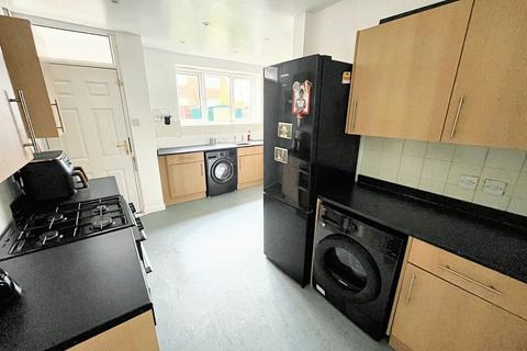 3 bedroom terraced house for sale, Broadhead Walk, Whitefield, M45