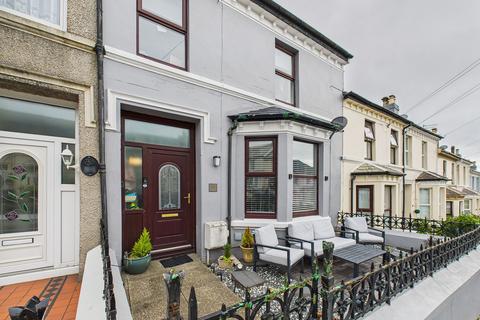 Victoria Avenue, Douglas, IM2