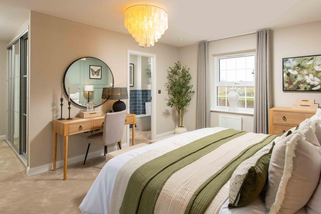 Henley main bedroom