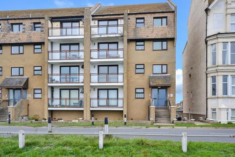 2 bedroom flat for sale, Grand Parade, New Romney TN28