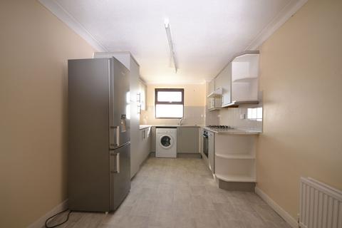 2 bedroom flat for sale, Grand Parade, New Romney TN28