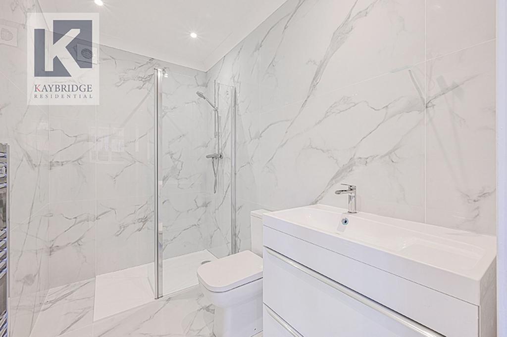Cudas Close, Epsom - KT19 0 QF