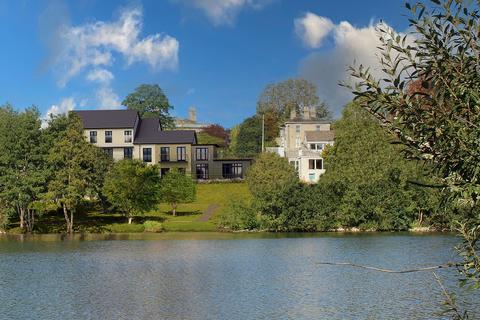 undefined, Denmark Street, Diss