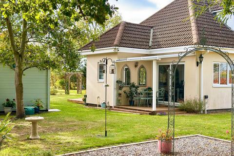 62 Benwick Road, Doddington, March, PE15 0TX
