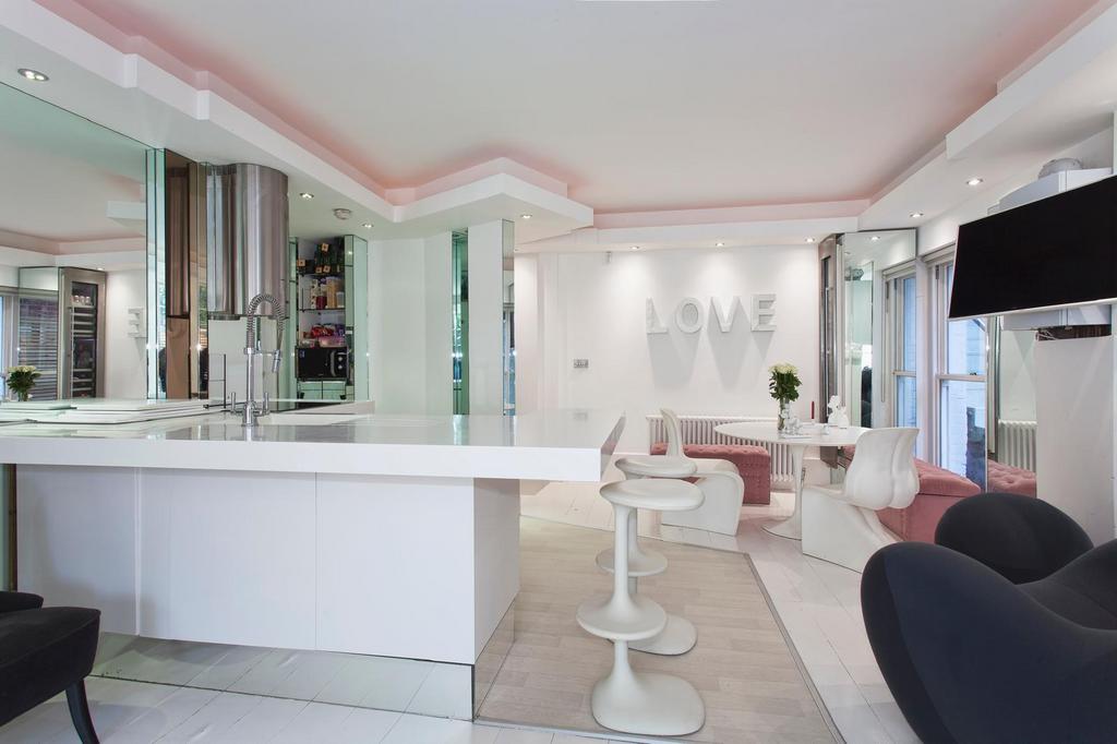 Kitchen shot linfield gardens .jpeg