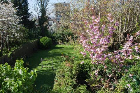 undefined, Lindfield Gardens, London