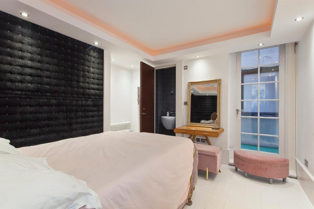 Linfield gardens bedroom 3 .jpeg