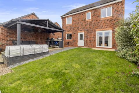 4 bedroom detached house for sale, Droitwich WR9
