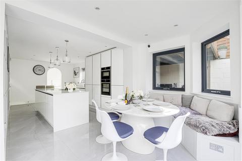 5 bedroom detached house for sale, Paige Gardens, Sandiacre NG10