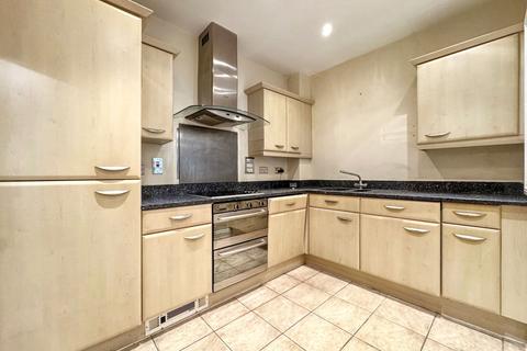 2 bedroom flat for sale, Stonegrove, Mayfair Court, HA8