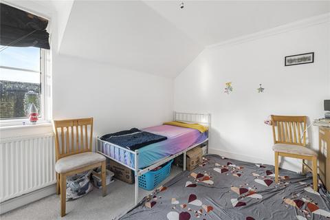 2 bedroom penthouse for sale, Grove Road, Burgess Hill, West Sussex, RH15