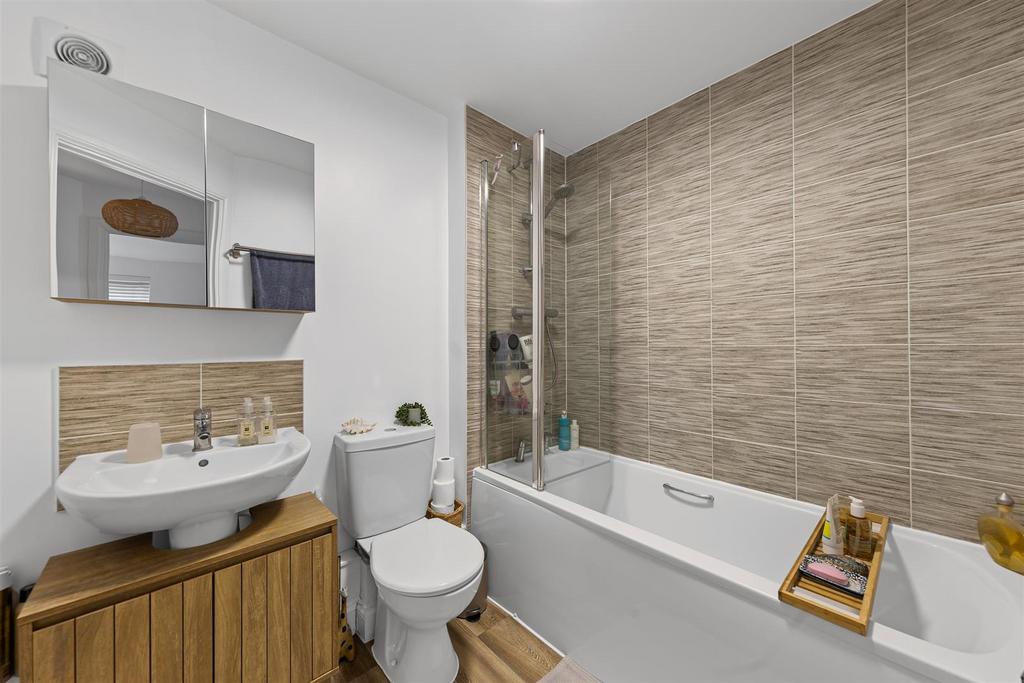 Flat2,2 Atlantic Ave Web14.jpg