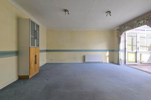 3 bedroom end of terrace house for sale, Riverside Close, Bideford