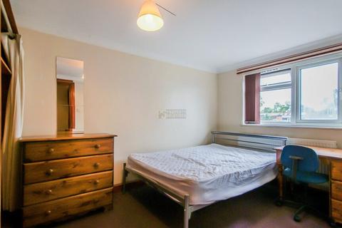 6 bedroom terraced house to rent, Teignmouth Road, Birmingham B29