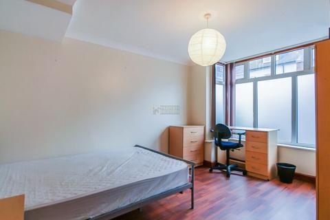 6 bedroom terraced house to rent, Teignmouth Road, Birmingham B29
