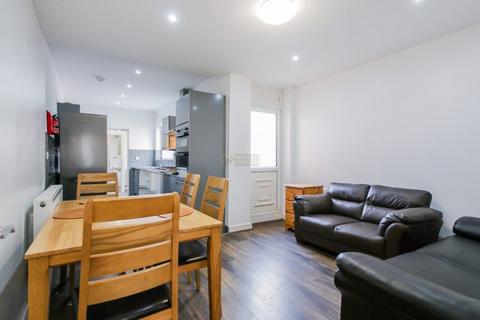 4 bedroom terraced house to rent, Teignmouth Road, Birmingham B29