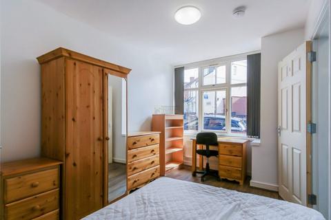 4 bedroom terraced house to rent, Teignmouth Road, Birmingham B29