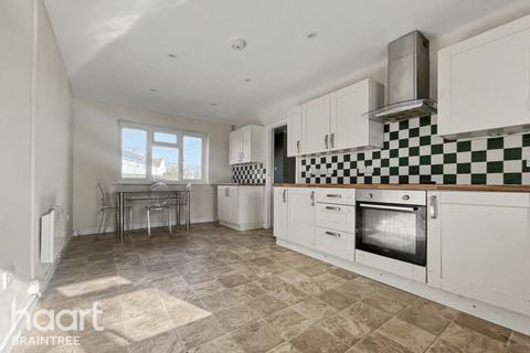 undefined, Sarcel, Braintree