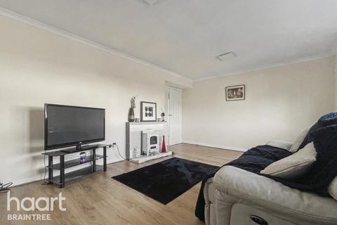 undefined, Sarcel, Braintree