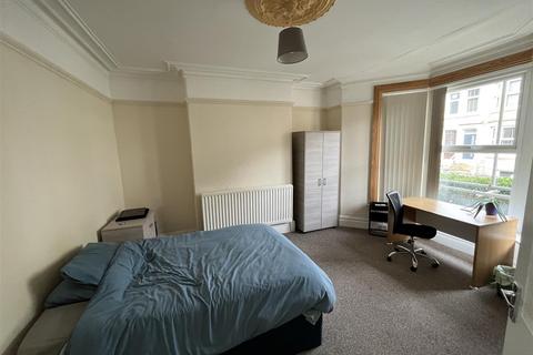 6 bedroom private hall to rent, Blades Street, Lancaster LA1