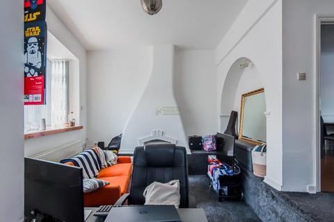3 bedroom terraced house to rent, Reservoir Road, Birmingham B29