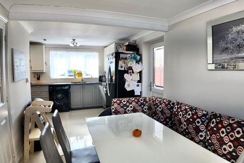 4 bedroom detached house for sale, Blackwood, NP12