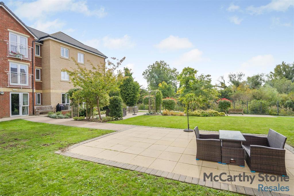8666418-exterior07.jpg