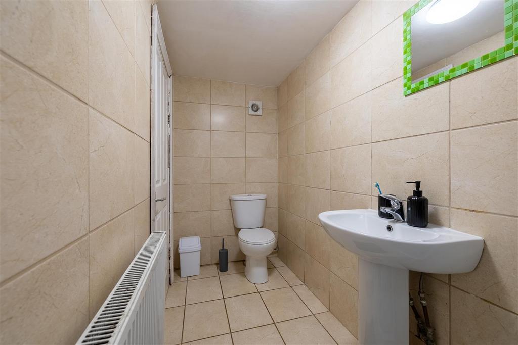 30 Blades Street 20.jpg