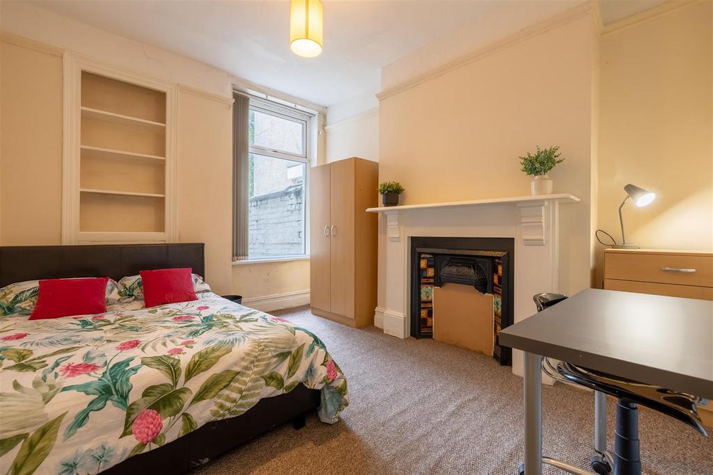 30 Blades Street 10.jpg