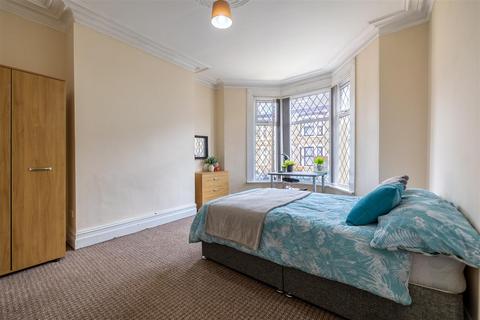 7 bedroom private hall to rent, Blades Street, Lancaster LA1