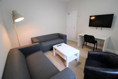 6 bedroom private hall to rent, Bowerham Road, Lancaster LA1