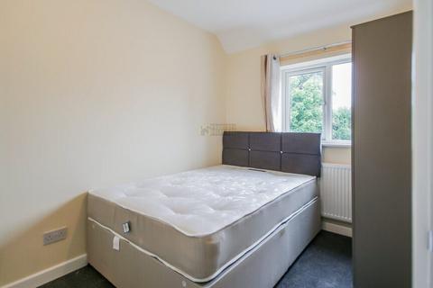undefined, Pershore Road, Birmingham B30