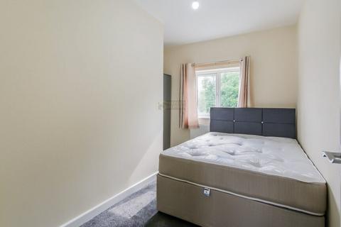 undefined, Pershore Road, Birmingham B30