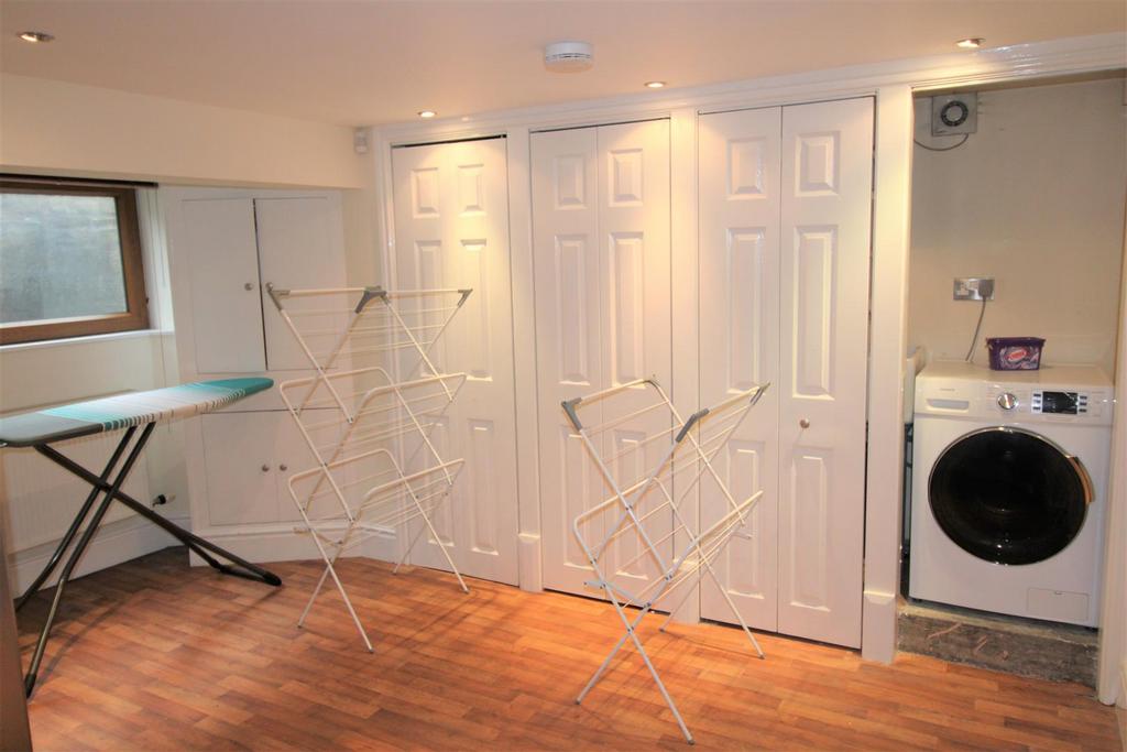 Utility room.JPG